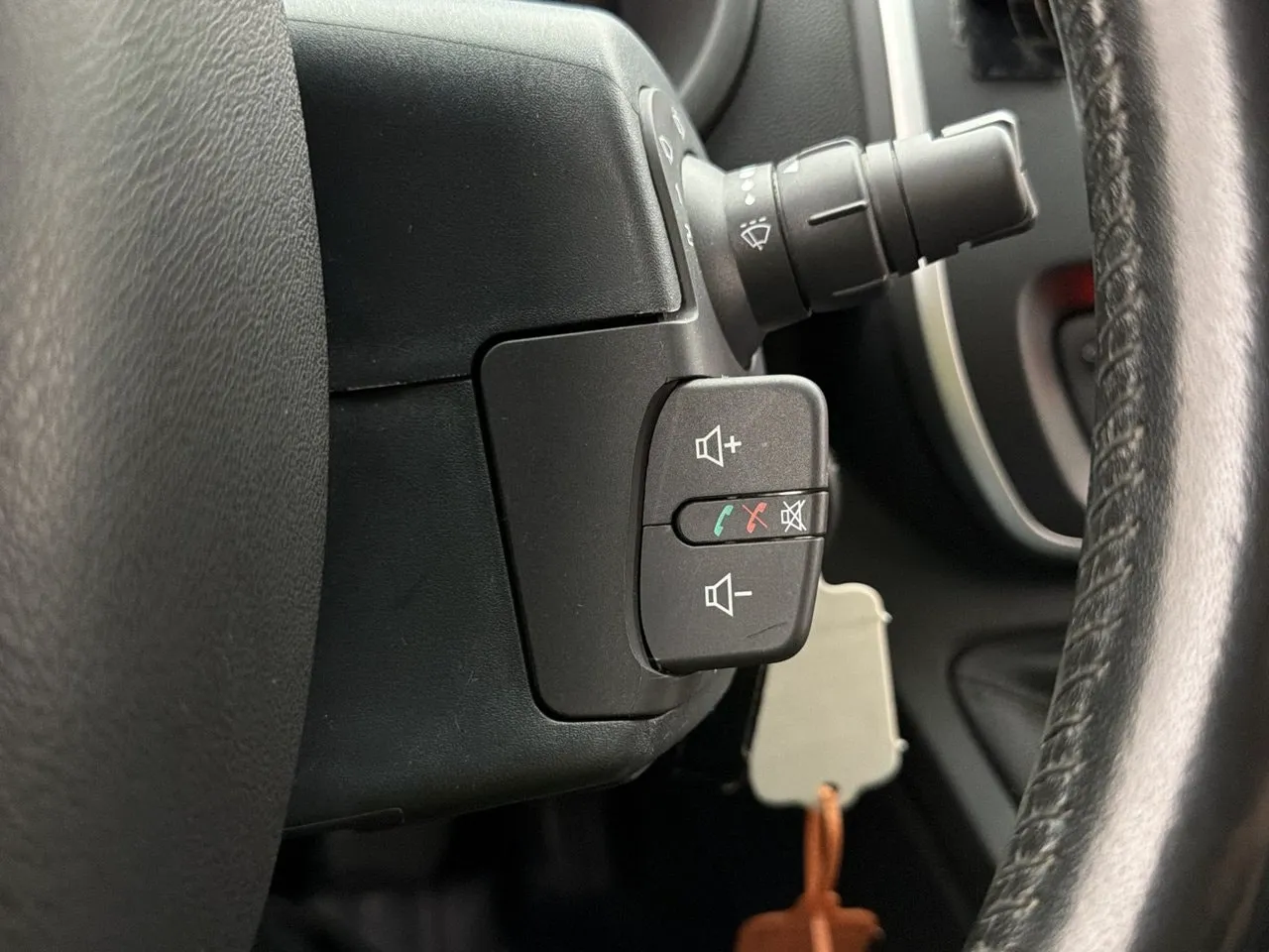 Nissan NV250 bild 19