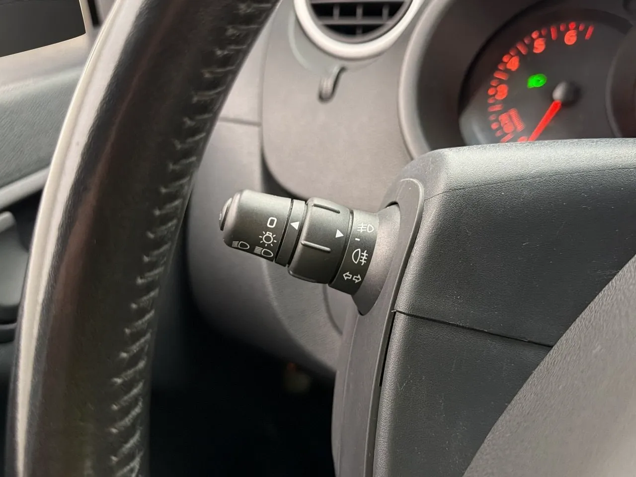 Nissan NV250 bild 15