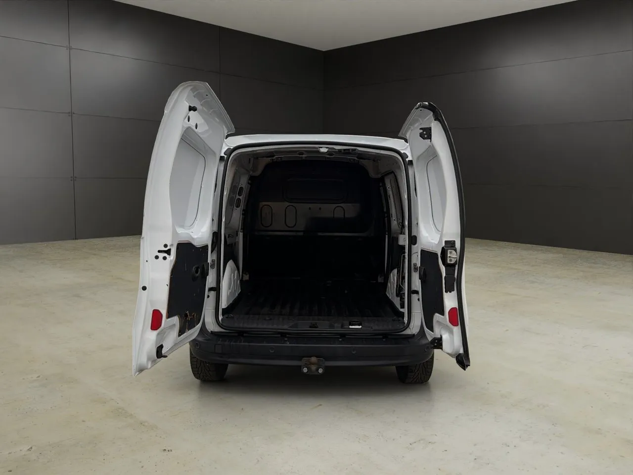 Nissan NV250 bild 12