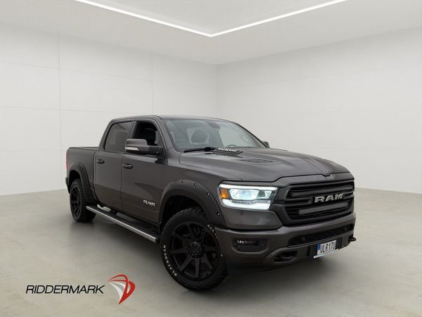 Dodge Ram 1500 Laramie 5.7 4x4 Luft Drag Pano H/K Diff Moms - 2019