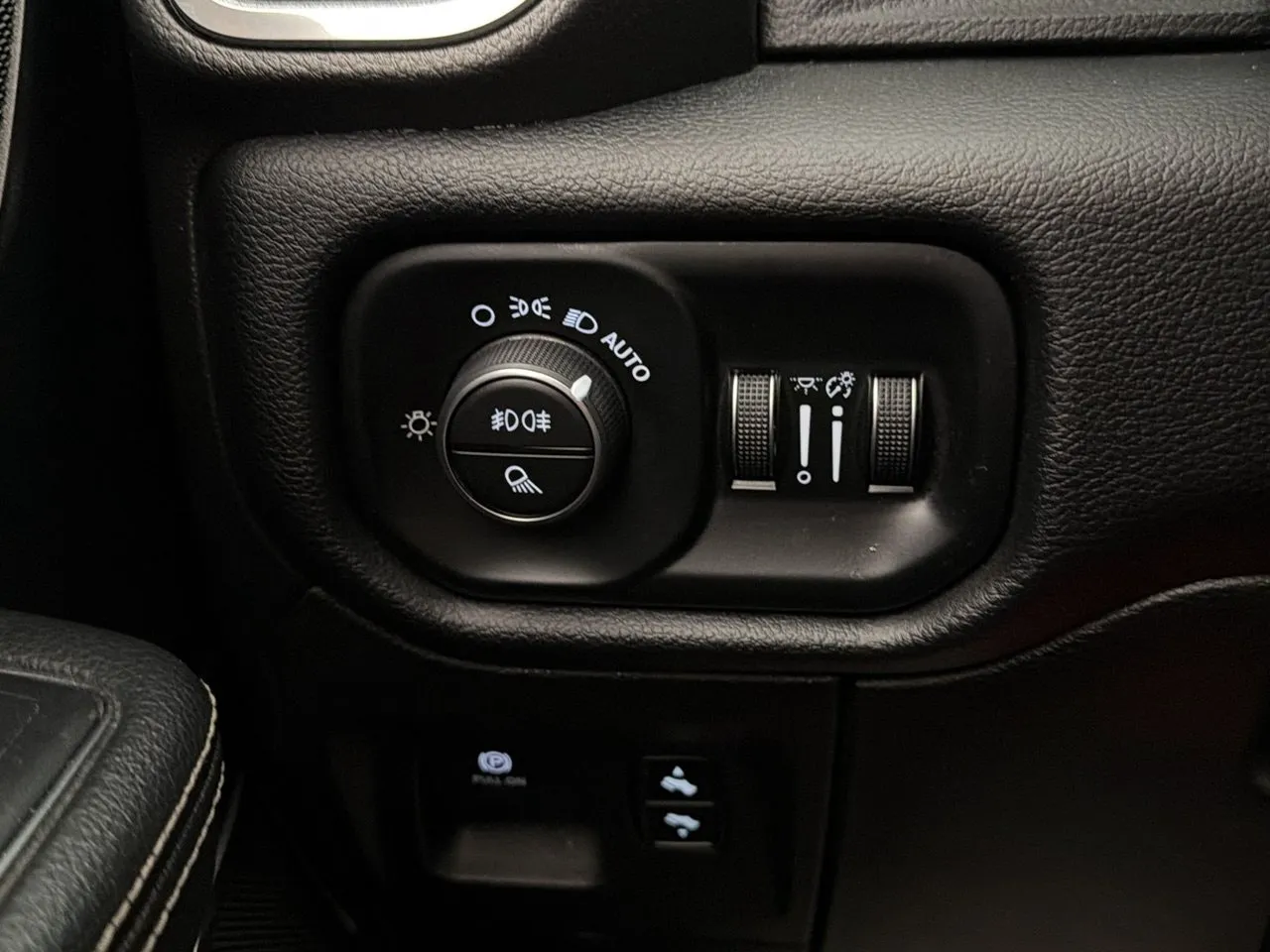 Dodge Ram bild 19
