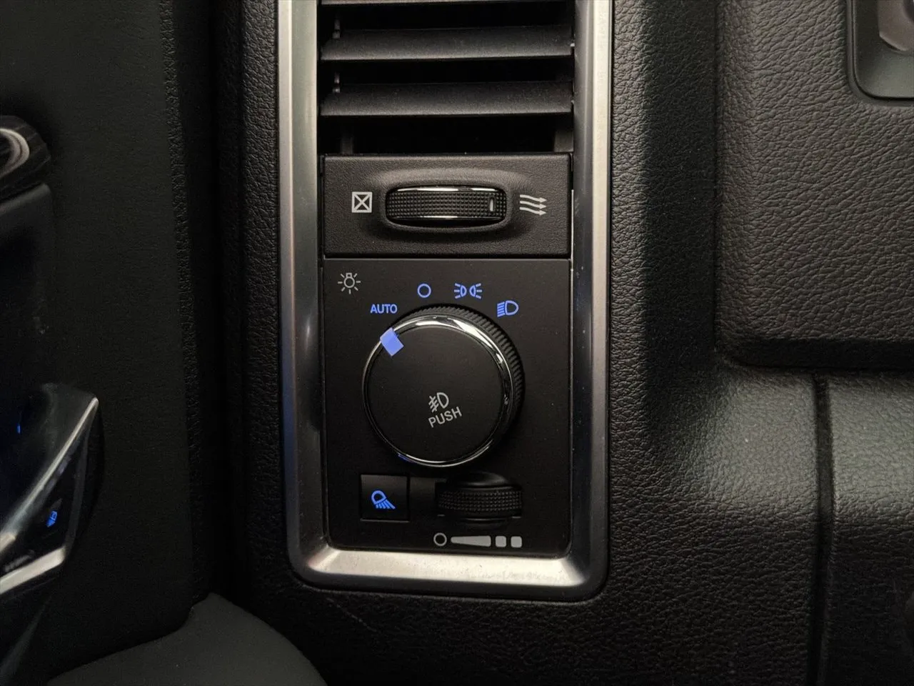 Dodge 1500 bild 18