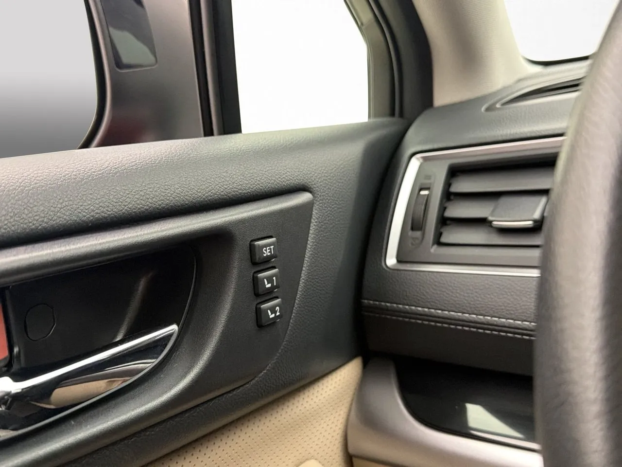 Subaru Outback bild 32