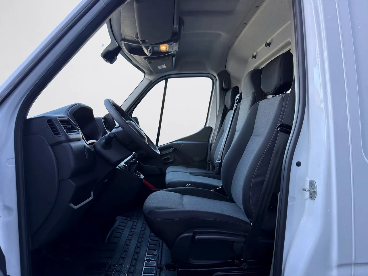 Nissan Interstar bild 14