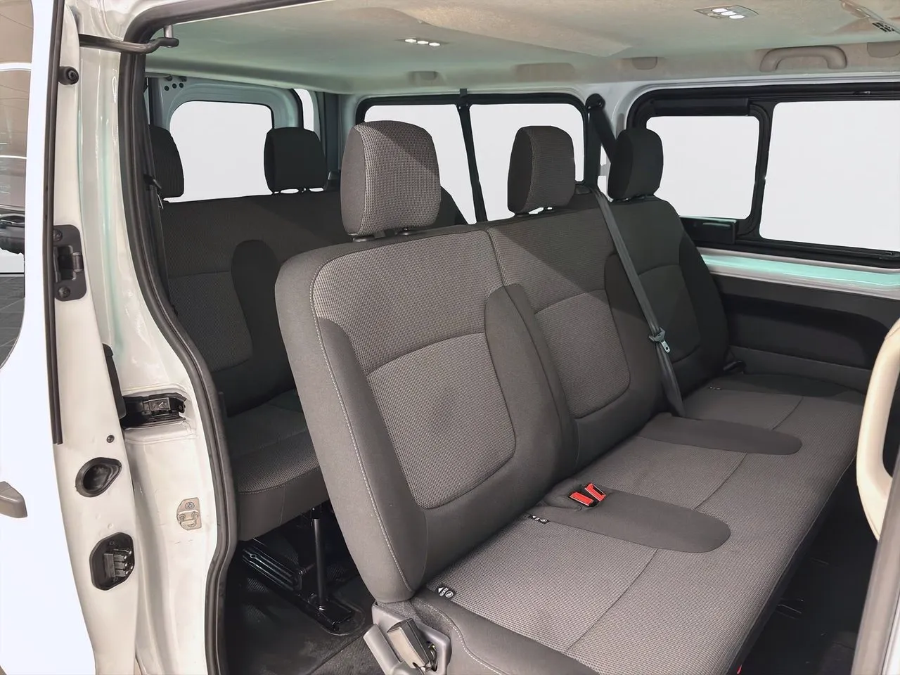 Nissan Primastar bild 8