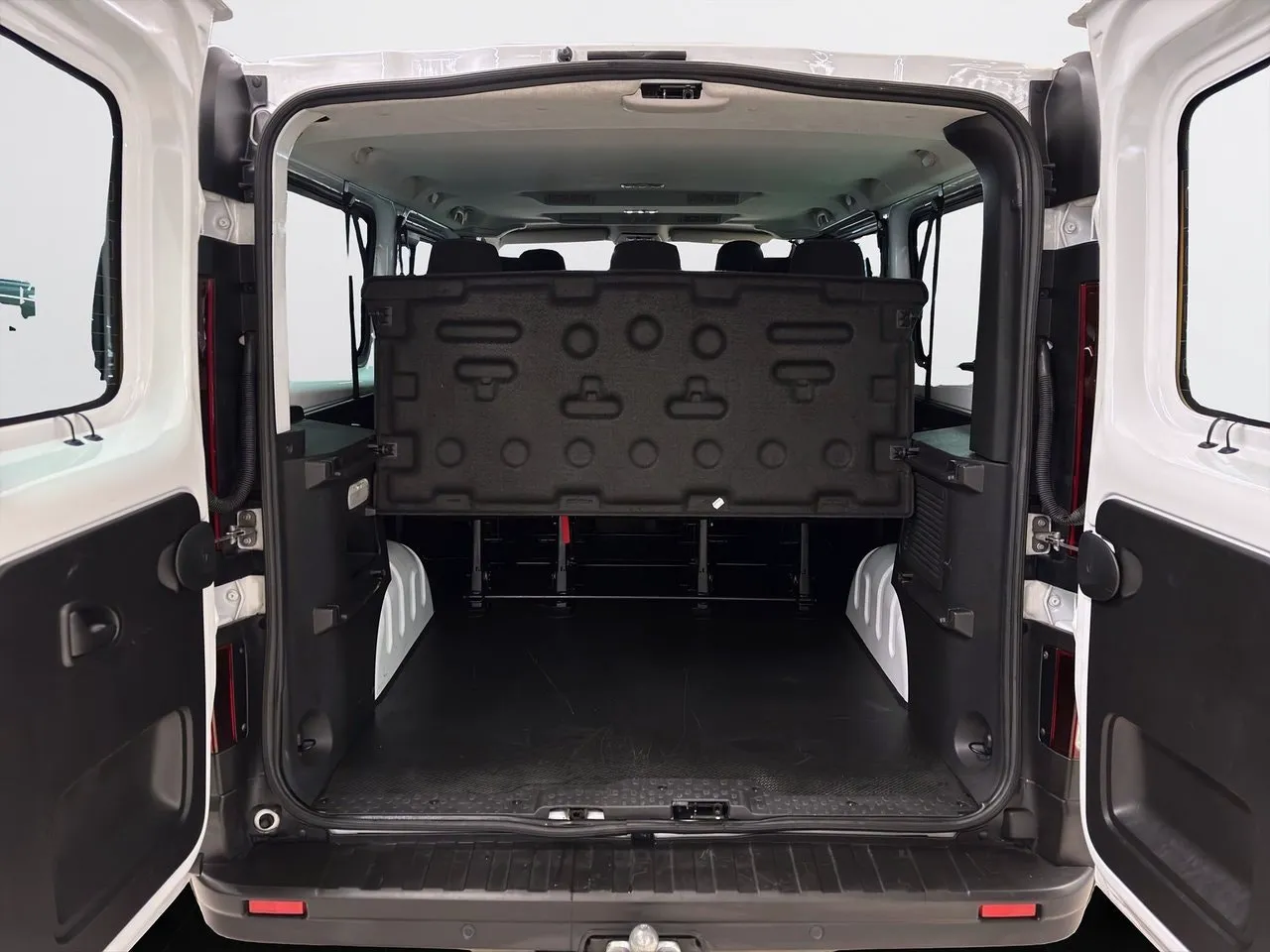 Nissan Primastar bild 7