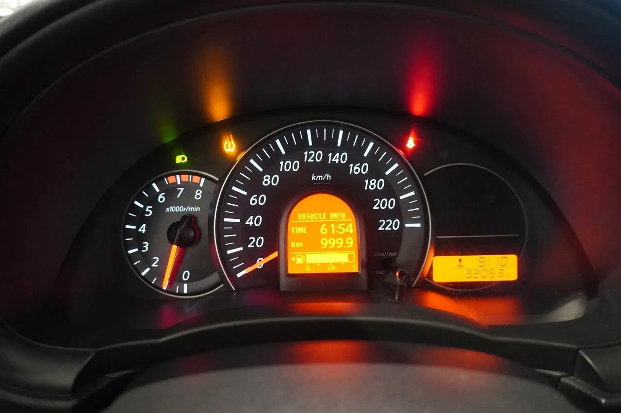 Nissan Micra bild 9