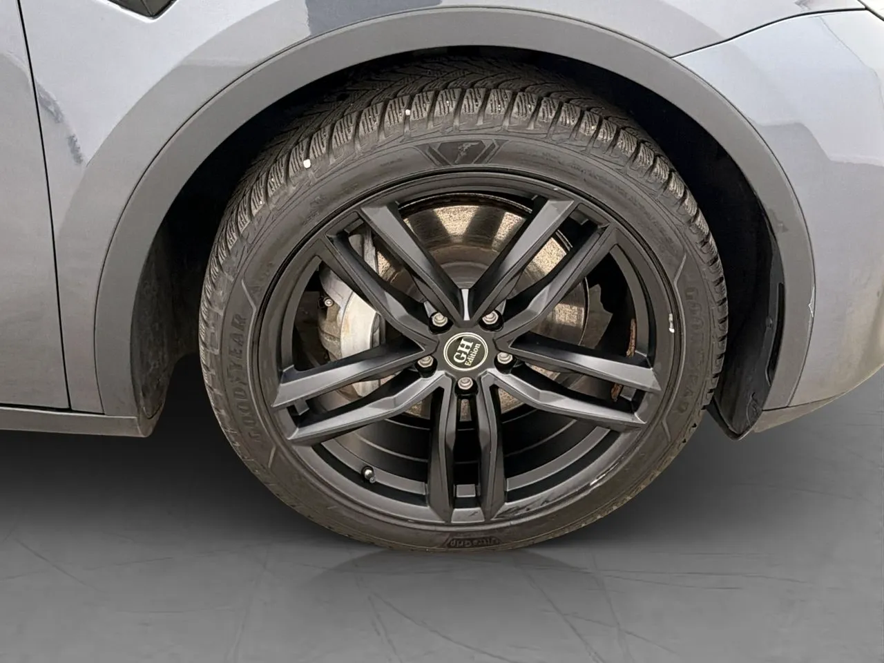 Tesla Model Y bild 35