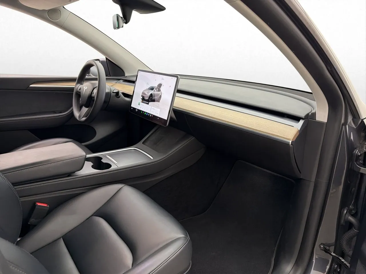 Tesla Model Y bild 26