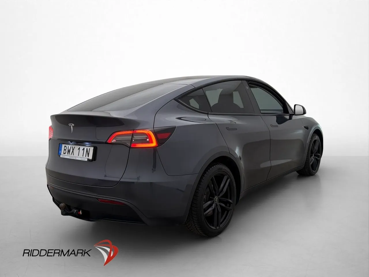 Tesla Model Y bild 8