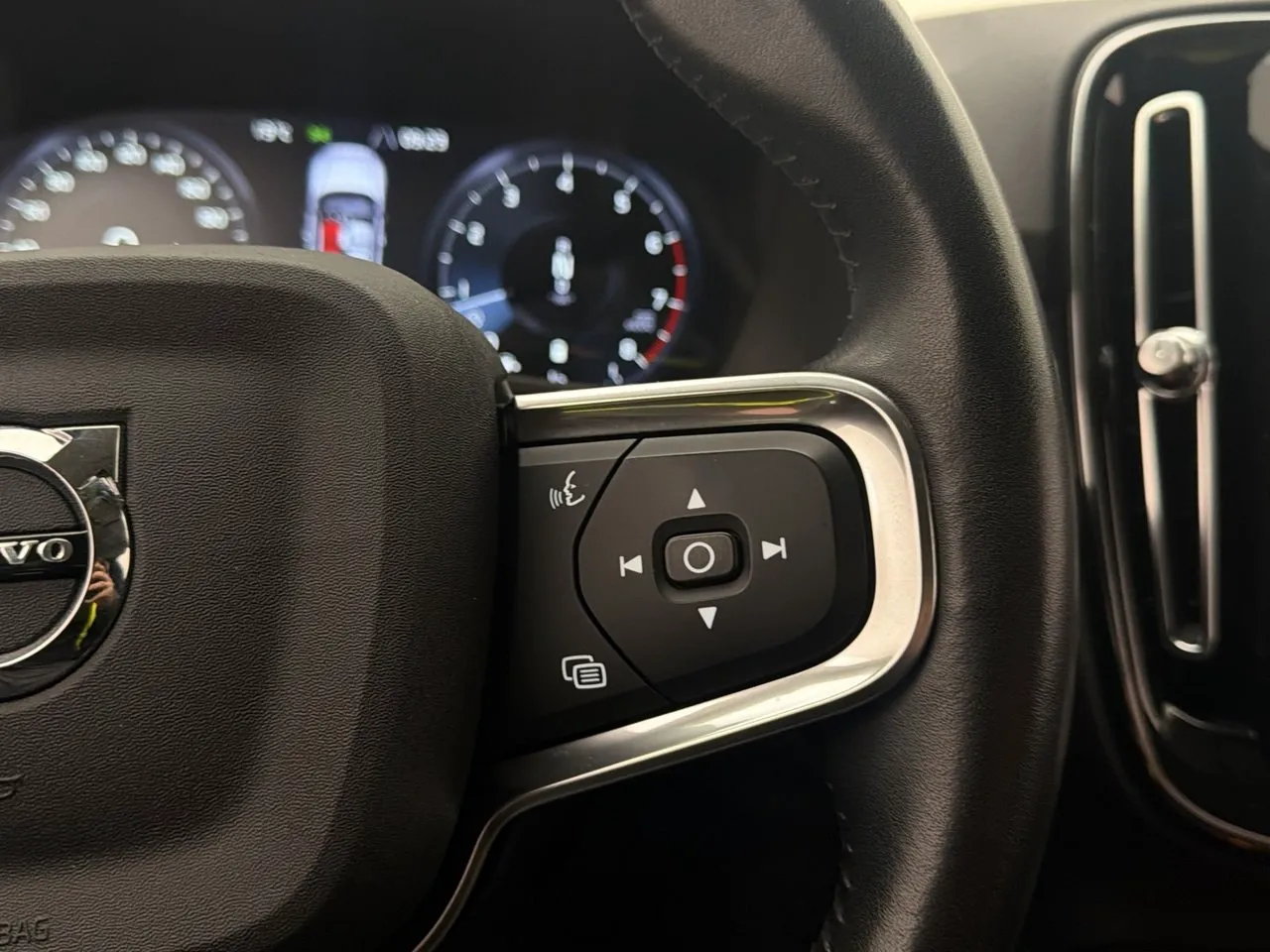 Volvo XC40 bild 18