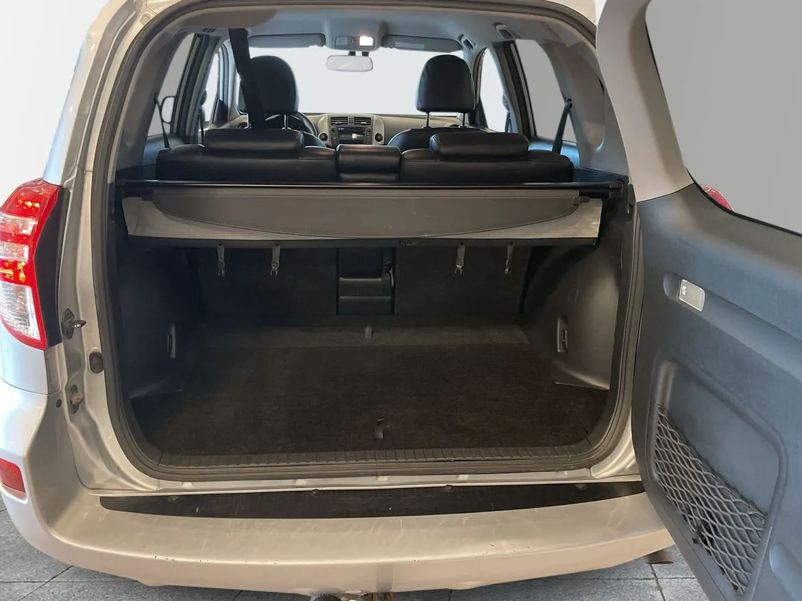 Toyota RAV4 bild 10