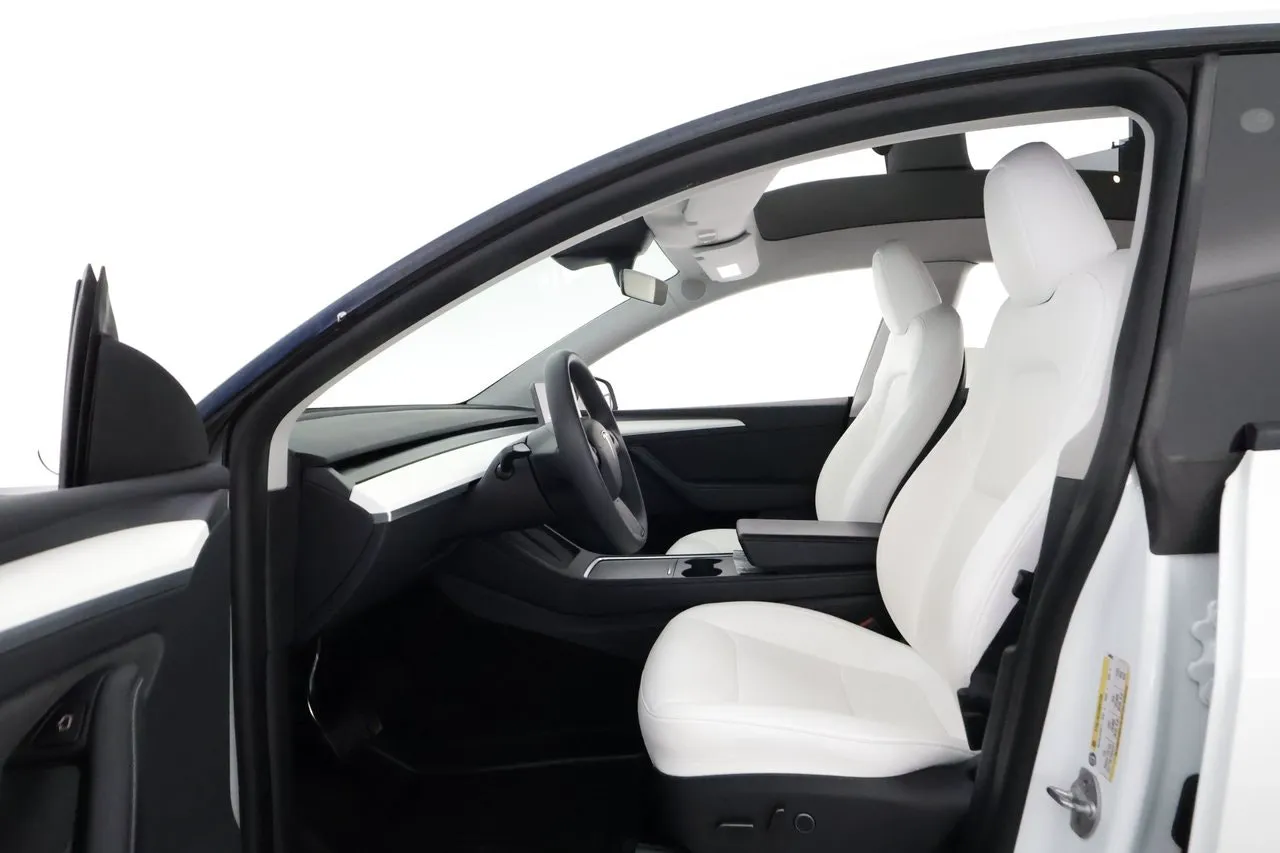 Tesla Model Y bild 10