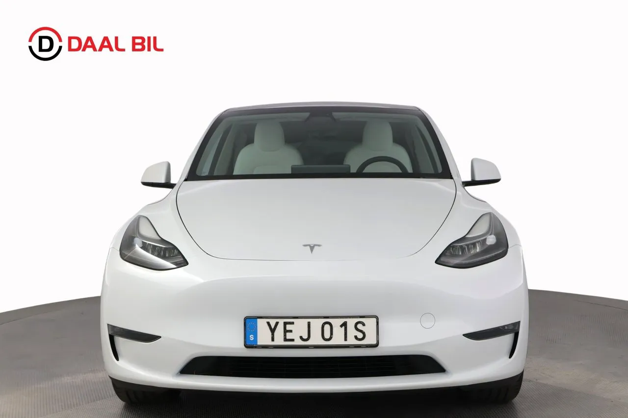 Tesla Model Y bild 2