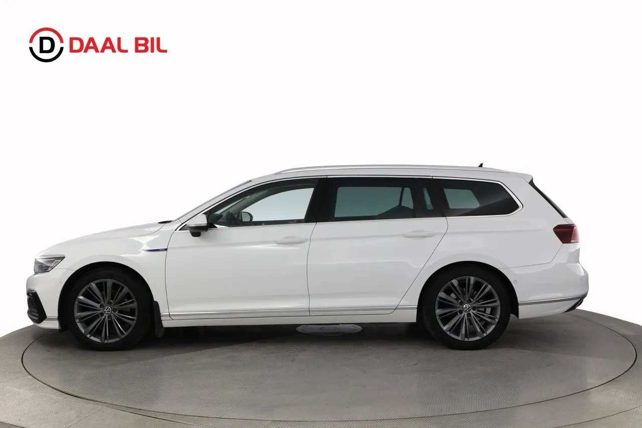 Volkswagen Passat bild 9