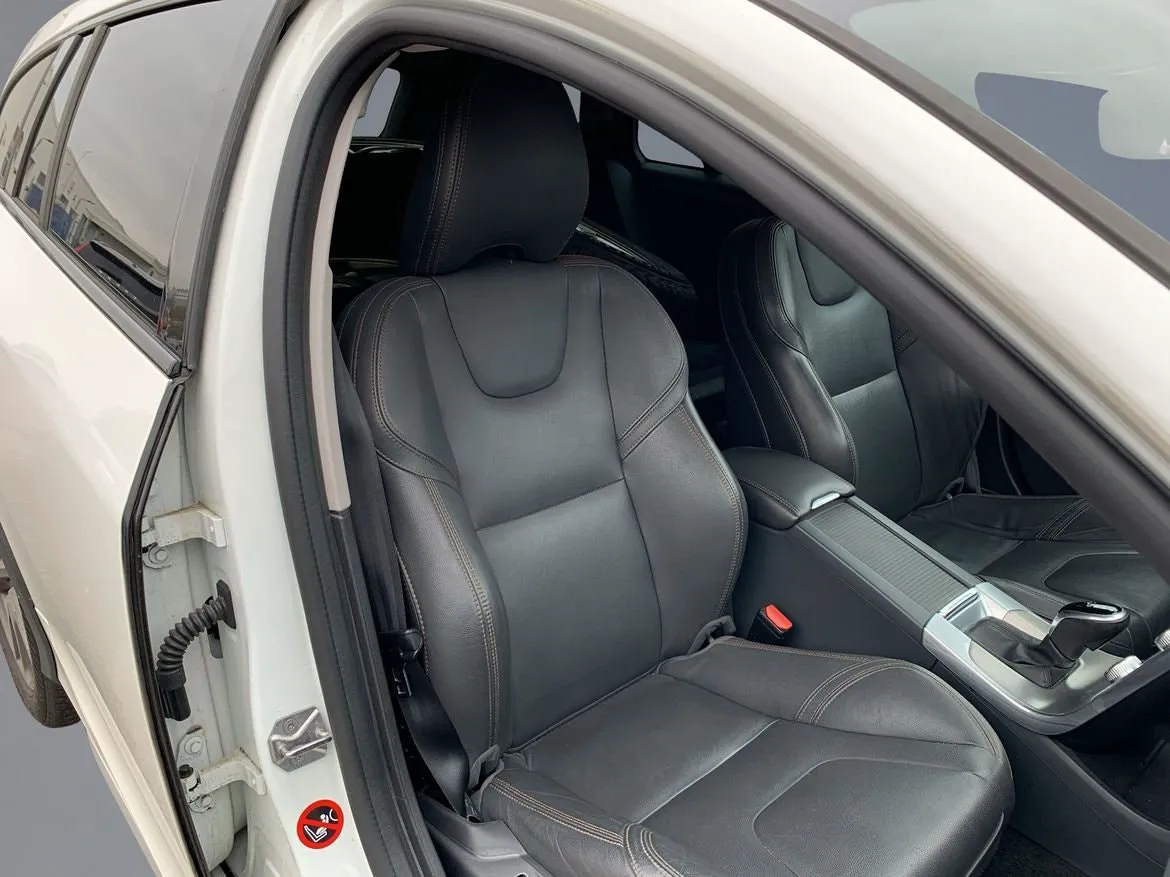 Volvo V60 bild 6