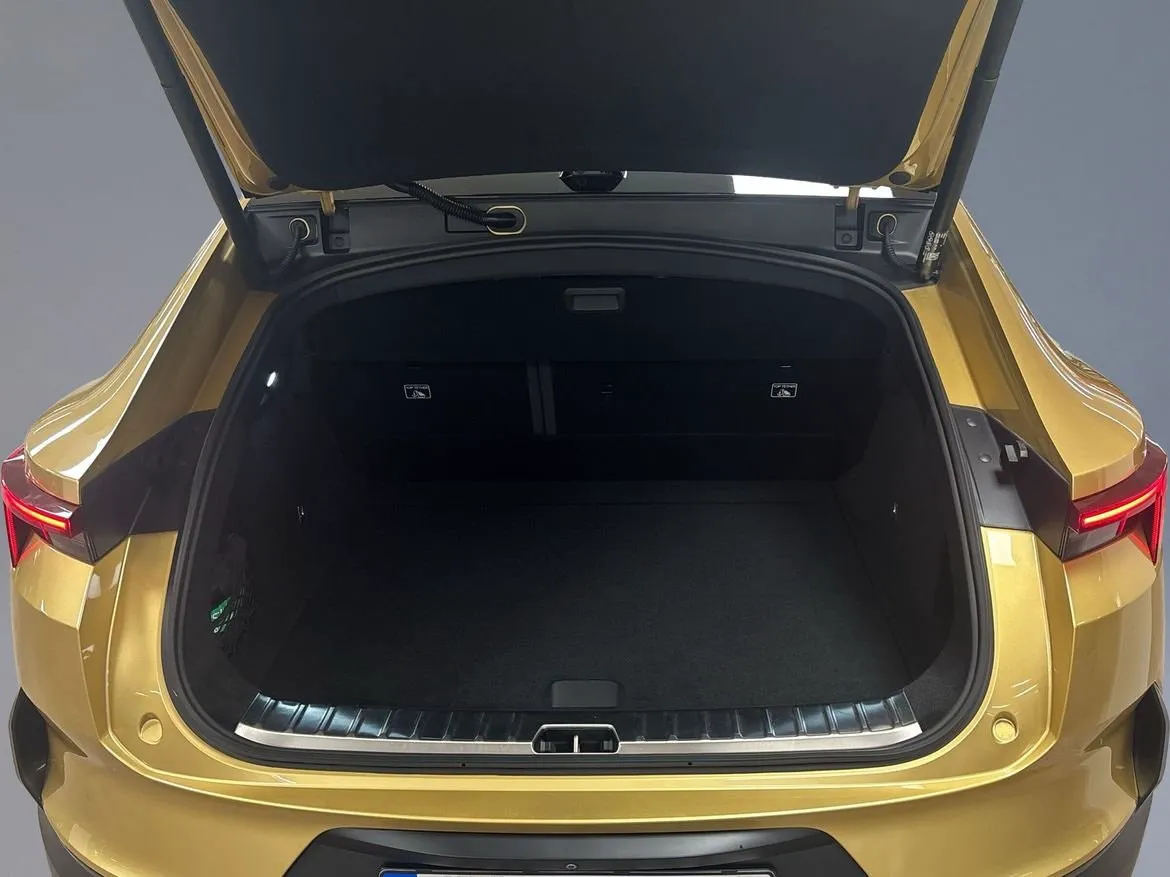 Polestar 4 bild 8