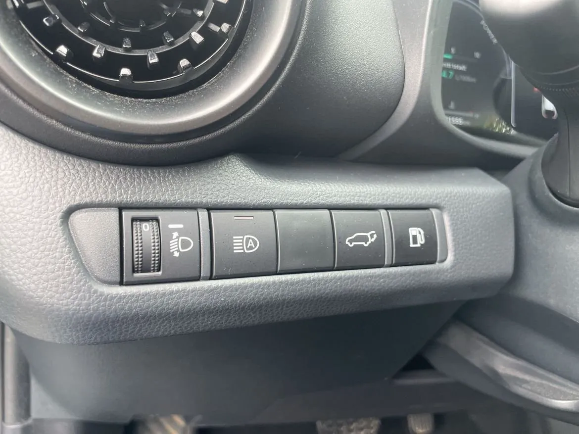 Toyota C-HR bild 12