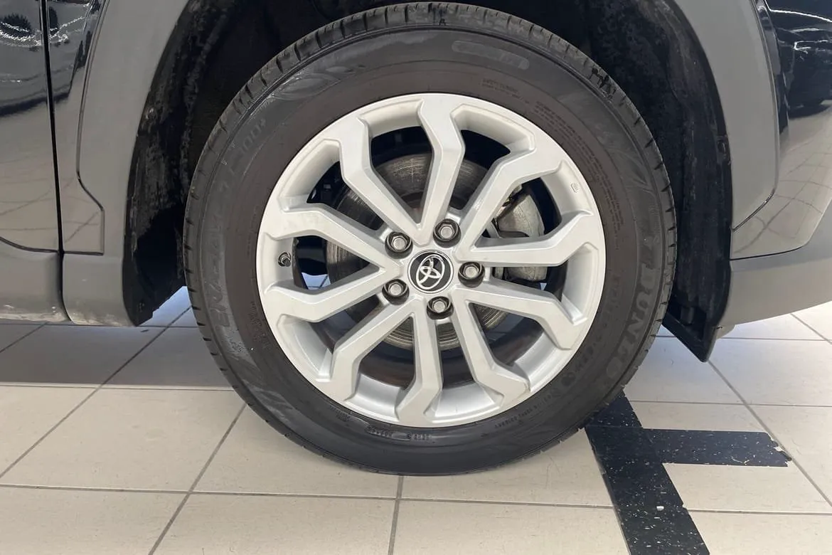 Toyota Corolla Cross bild 17