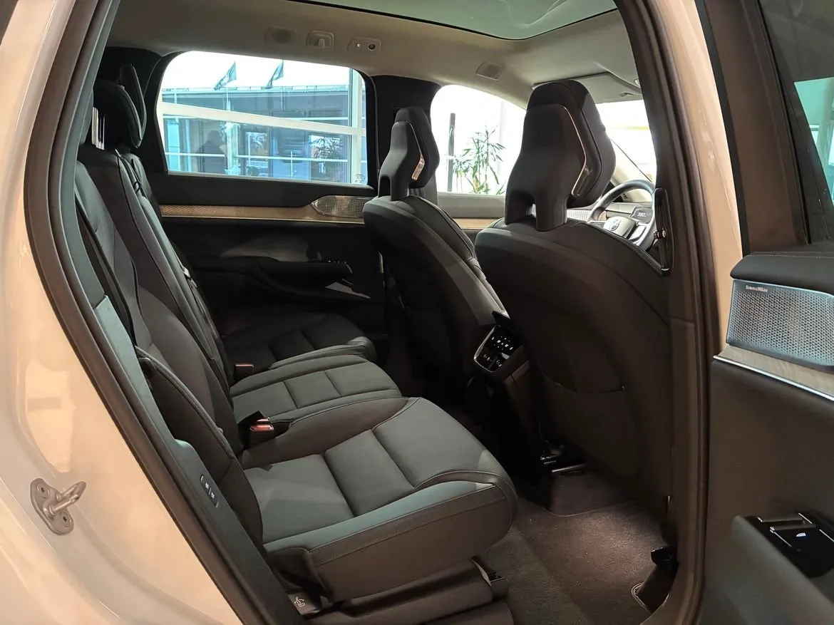 Volvo EX90 bild 14