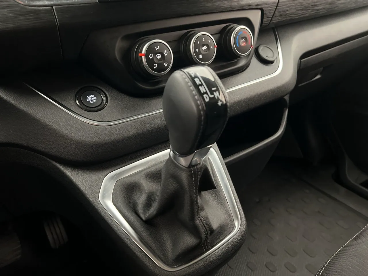 Nissan Primastar bild 23