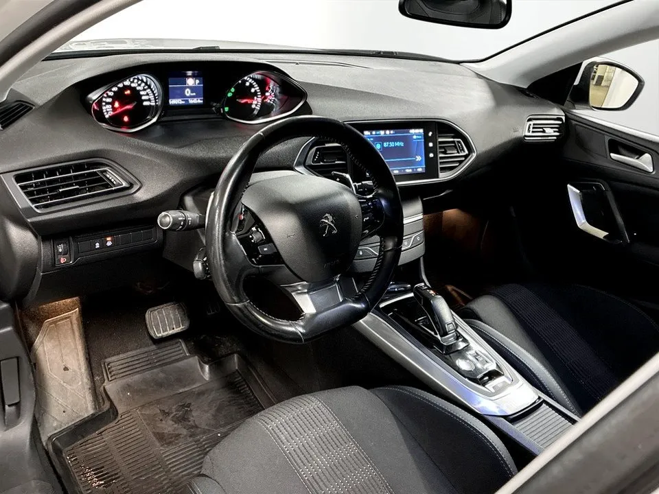 Peugeot 308 SW bild 4
