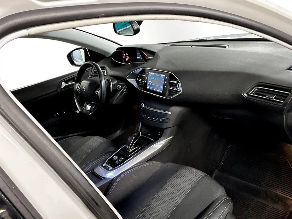 Peugeot 308 SW bild 14