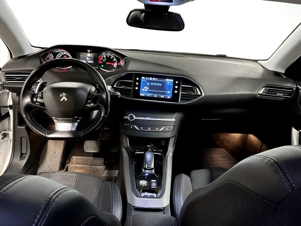 Peugeot 308 SW bild 6