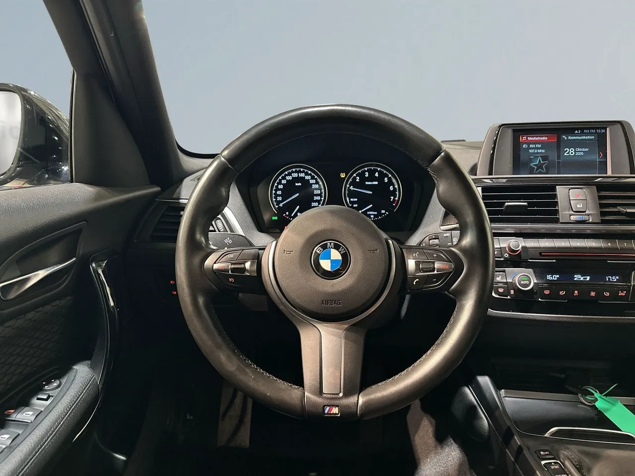 BMW 118 bild 9