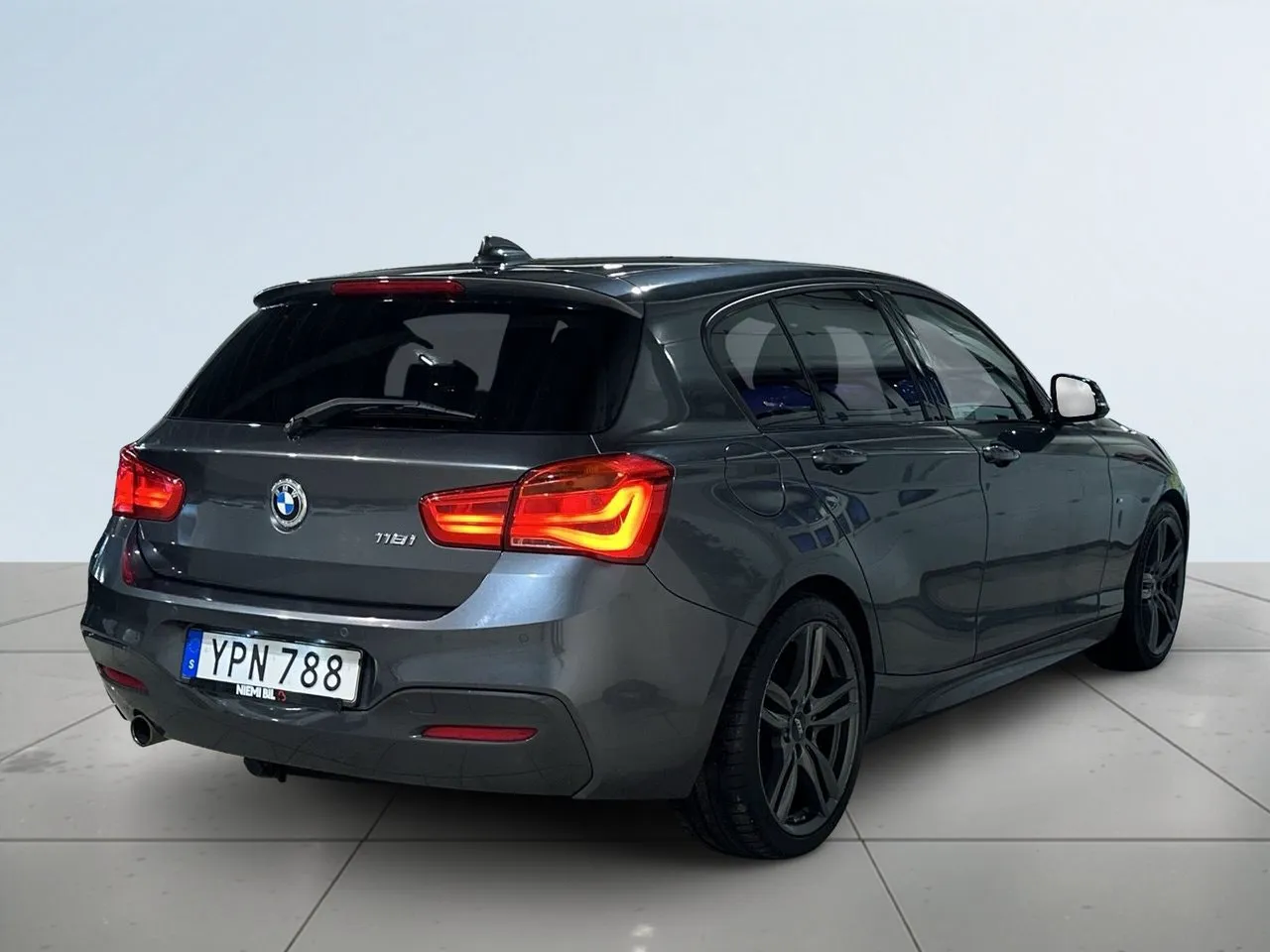 BMW 118 bild 6