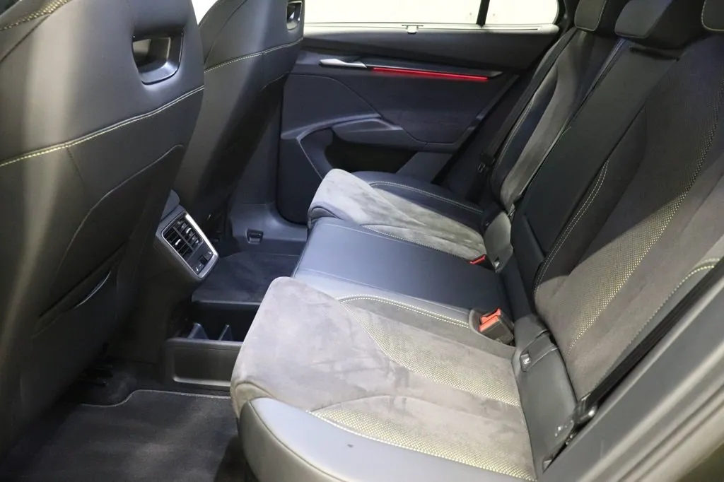 Skoda Enyaq bild 8