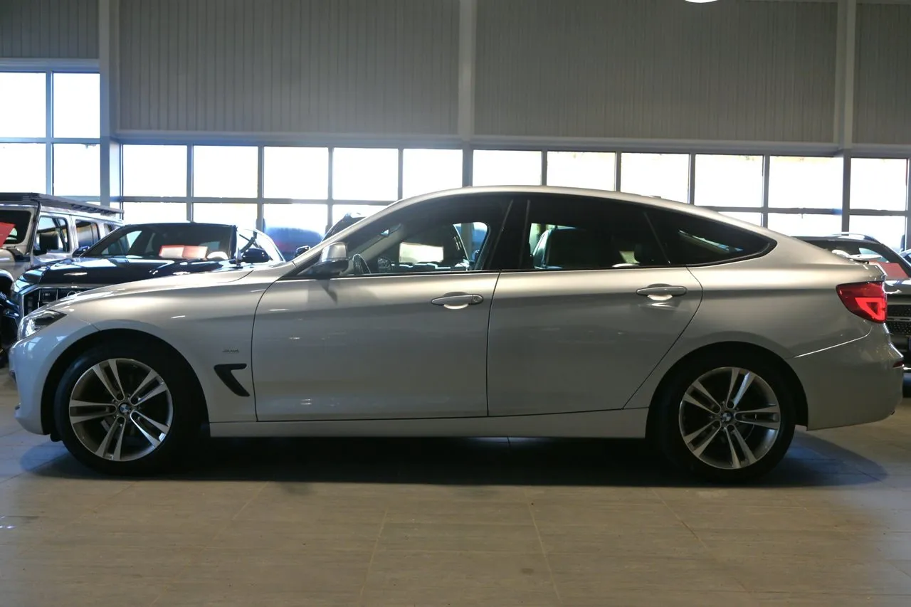 BMW 320 bild 2