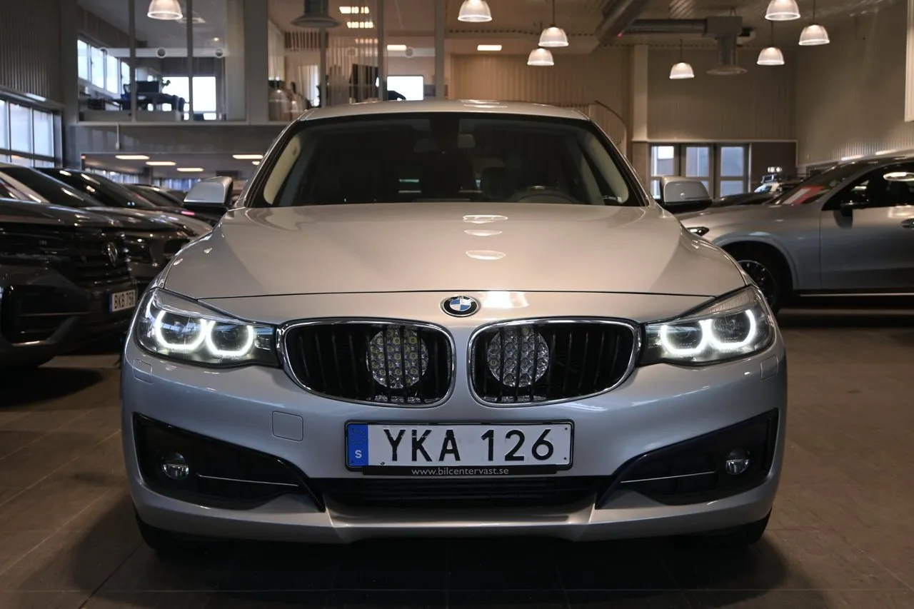 BMW 320 bild 5