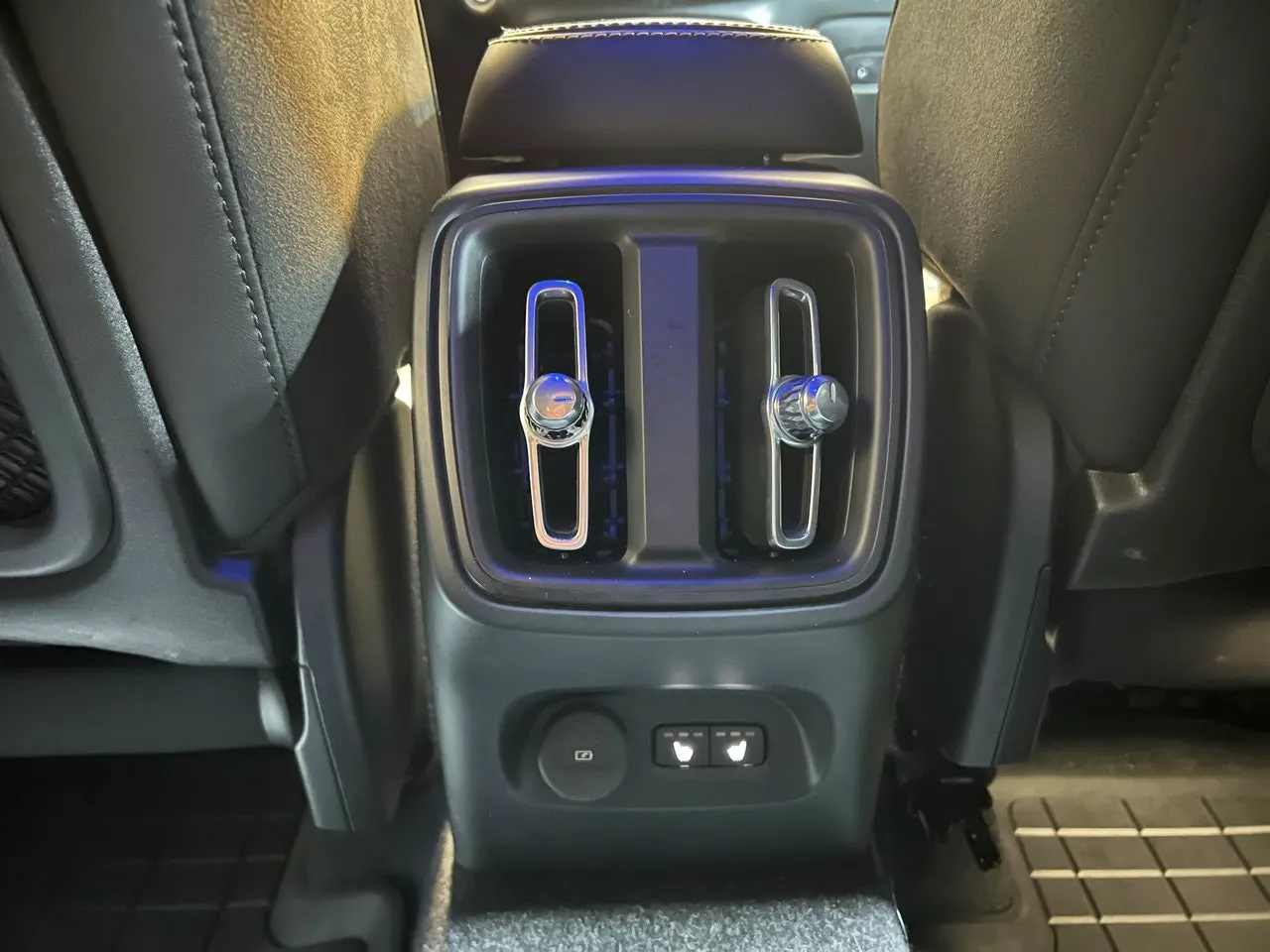 Volvo XC40 bild 14