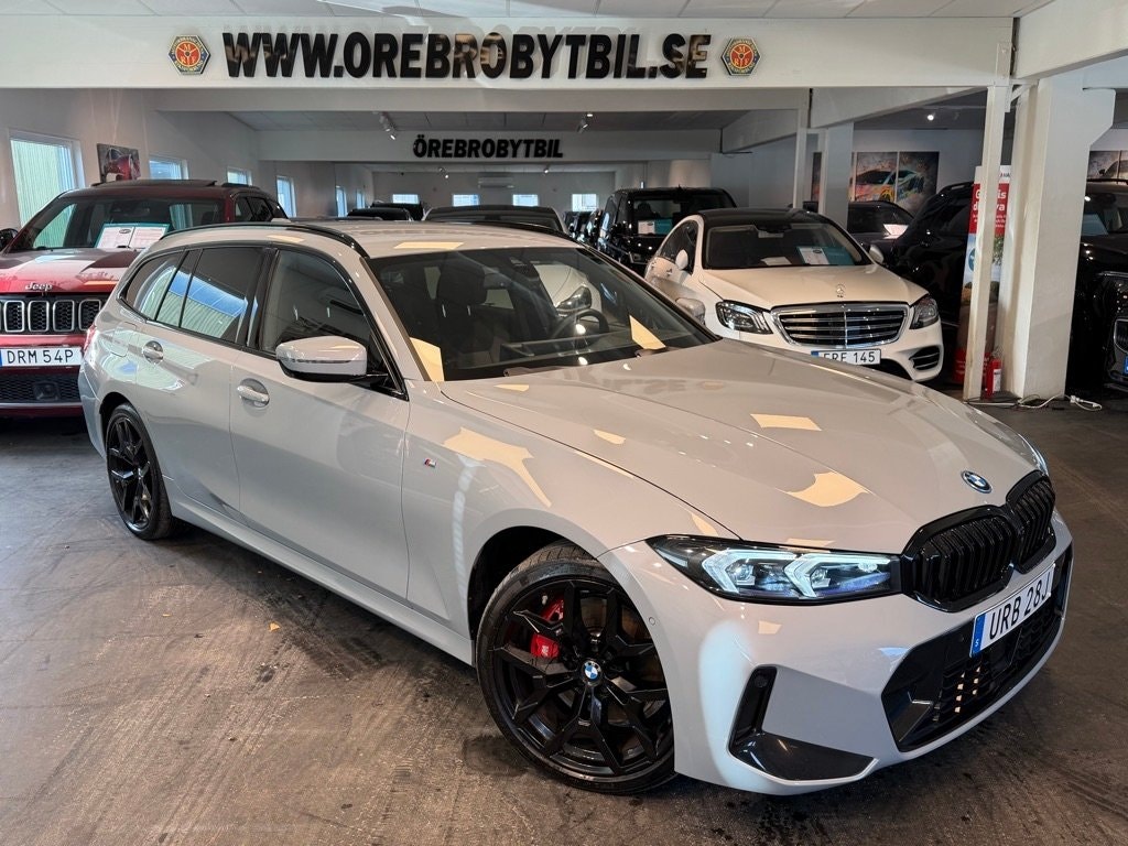 BMW 330