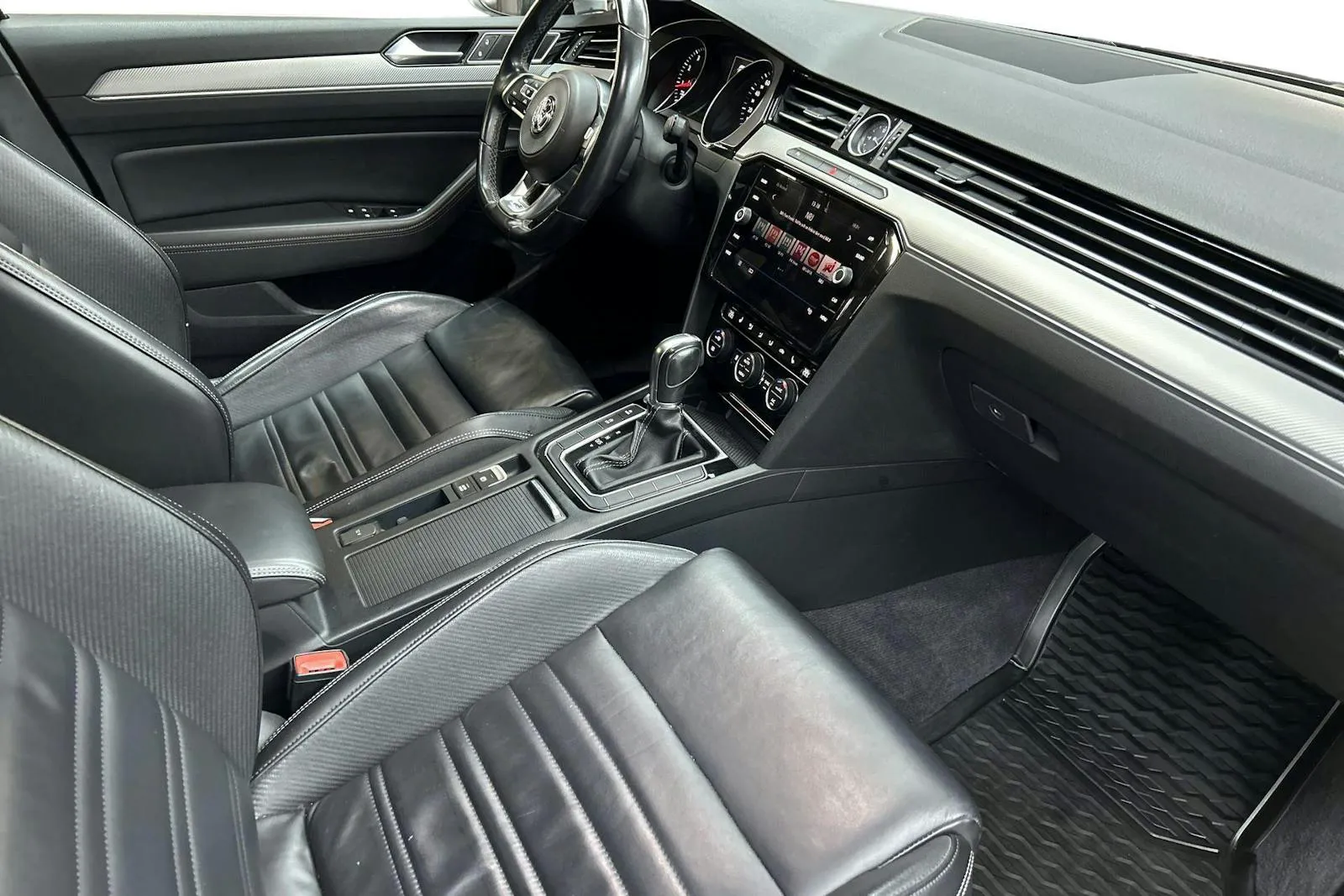 Volkswagen Passat bild 7