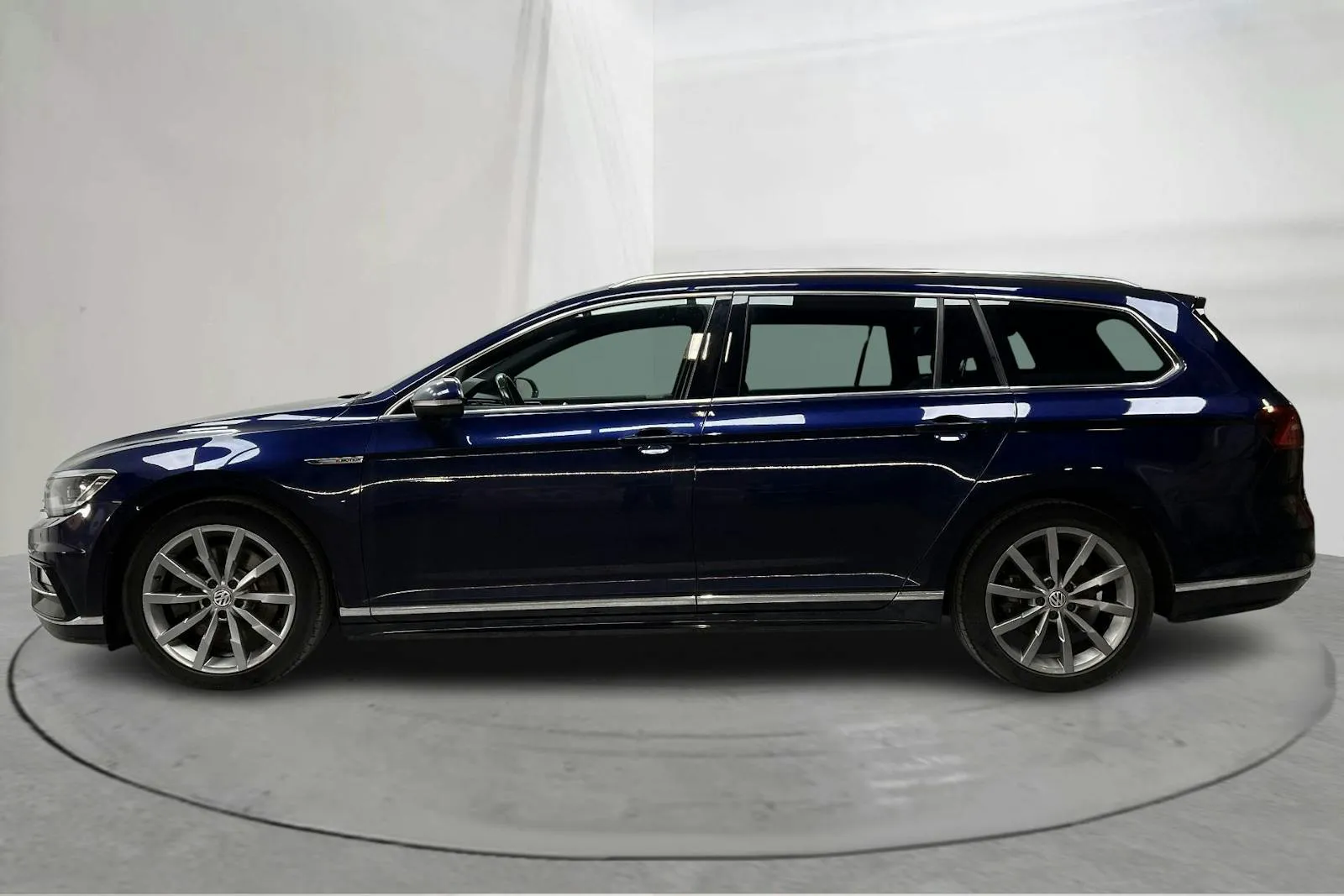 Volkswagen Passat bild 2