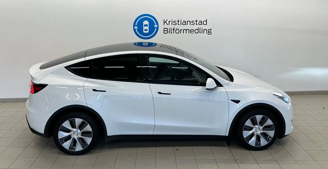 Tesla Model Y bild 7