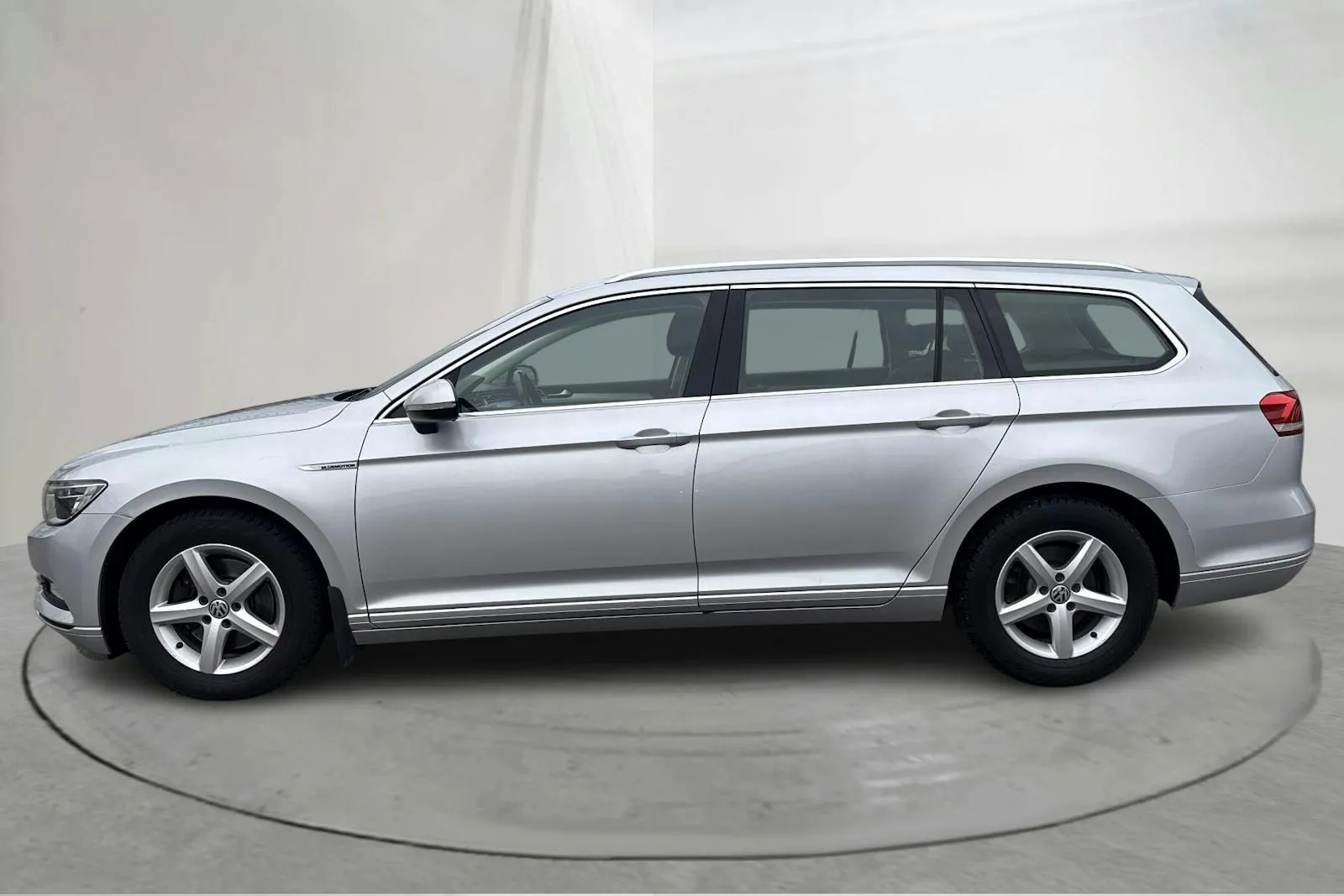 Volkswagen Passat bild 2