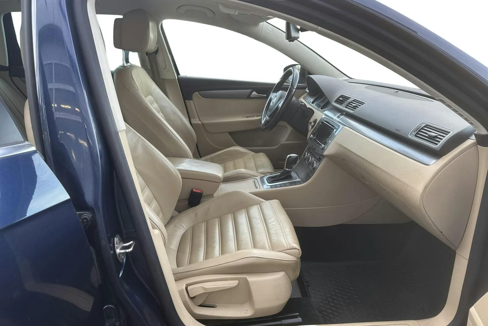 Volkswagen Passat bild 7