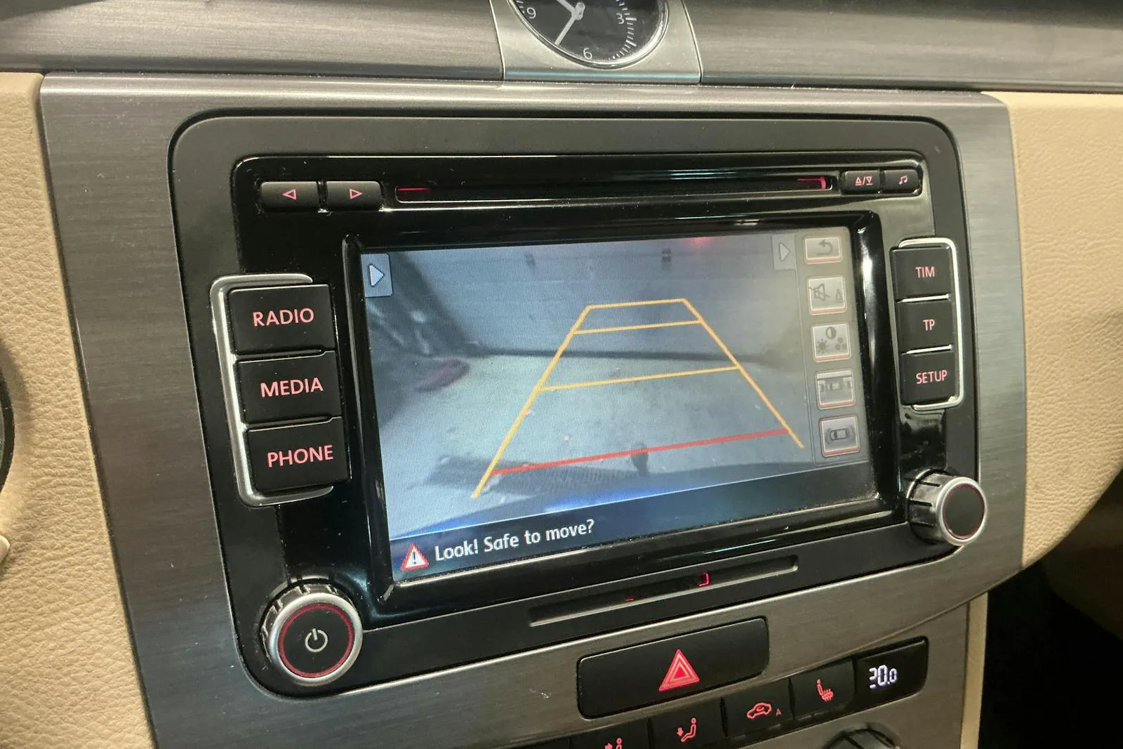 Volkswagen Passat bild 12