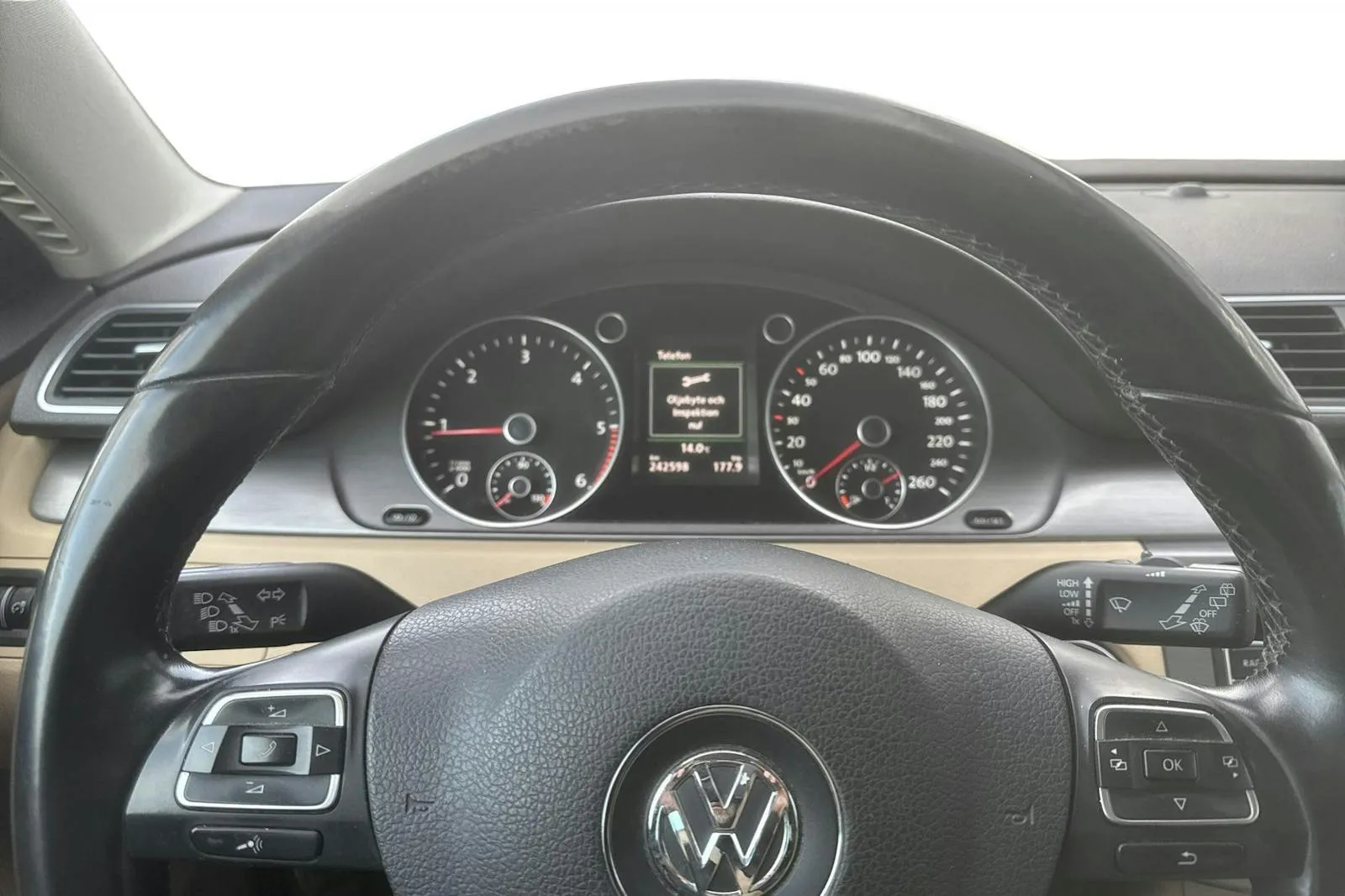 Volkswagen Passat bild 10