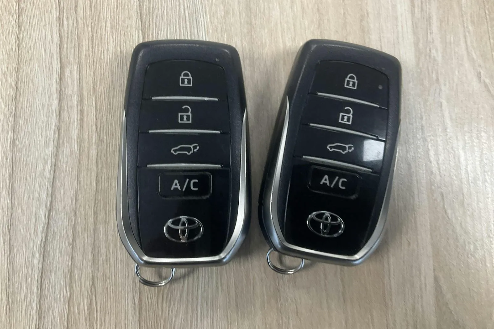 Toyota RAV4 bild 24