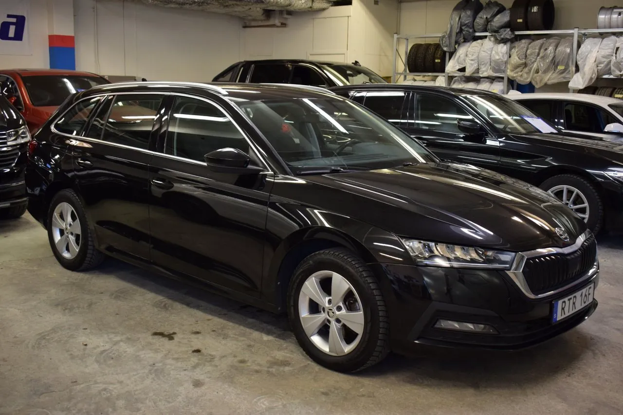 Skoda Octavia bild 2