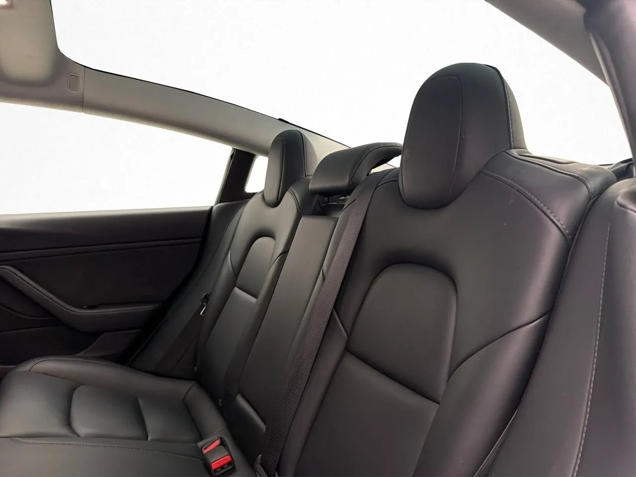 Tesla Model 3 bild 16