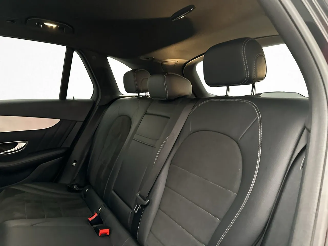 Mercedes GLC250 bild 17