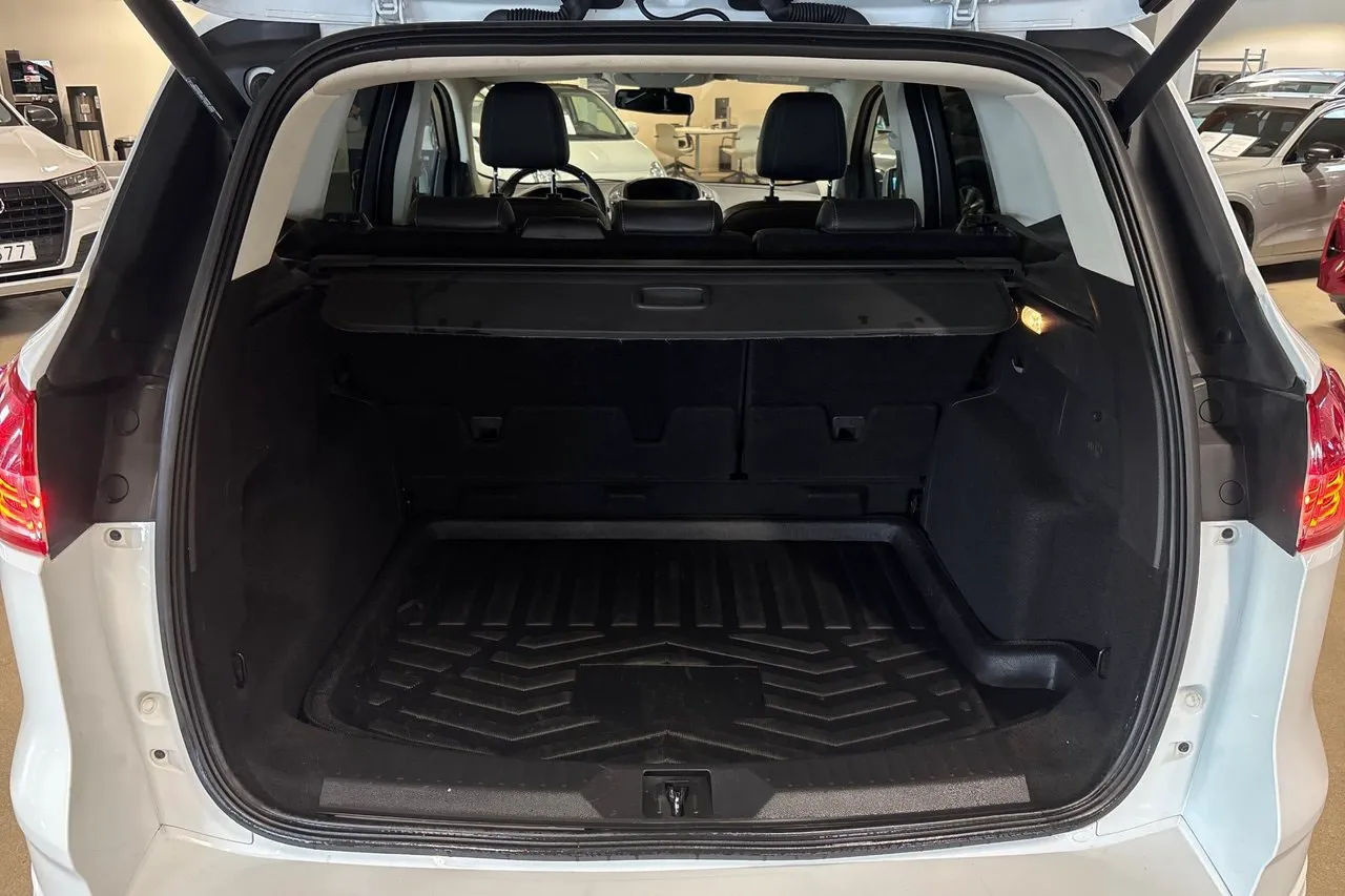 Ford Kuga bild 21