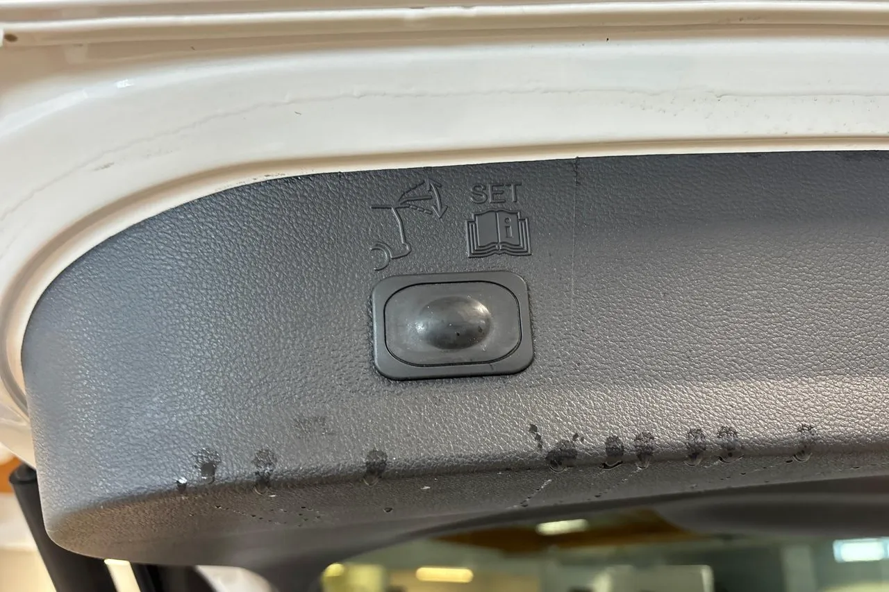 Ford Kuga bild 22