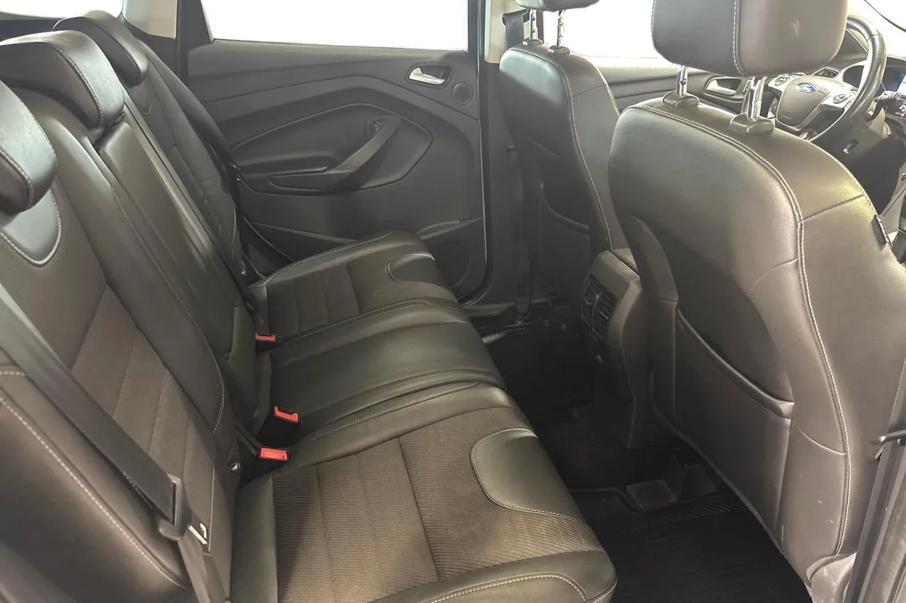 Ford Kuga bild 19
