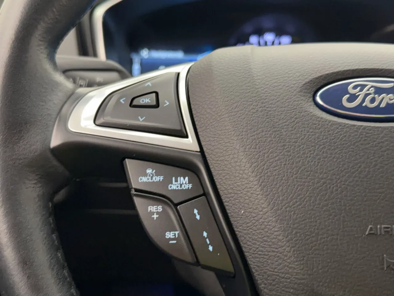 Ford Mondeo bild 19
